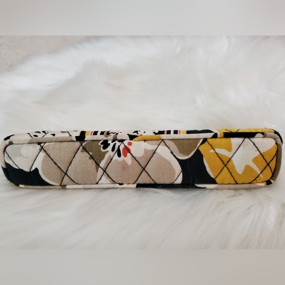 Vera Bradley Glasscase Slim Readers Dogwood Retired - Picture 2 of 4